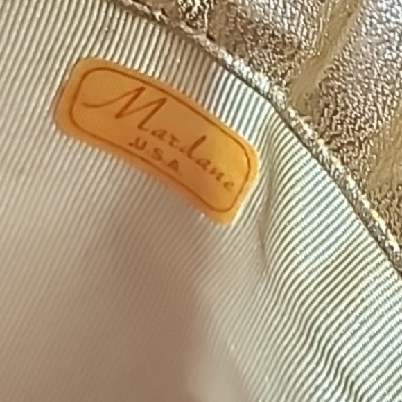 Gold Bag And  SilverVintage Bag With Chain Strap- 2 BAGS FOR 1 PRICE - Picture 7 of 9